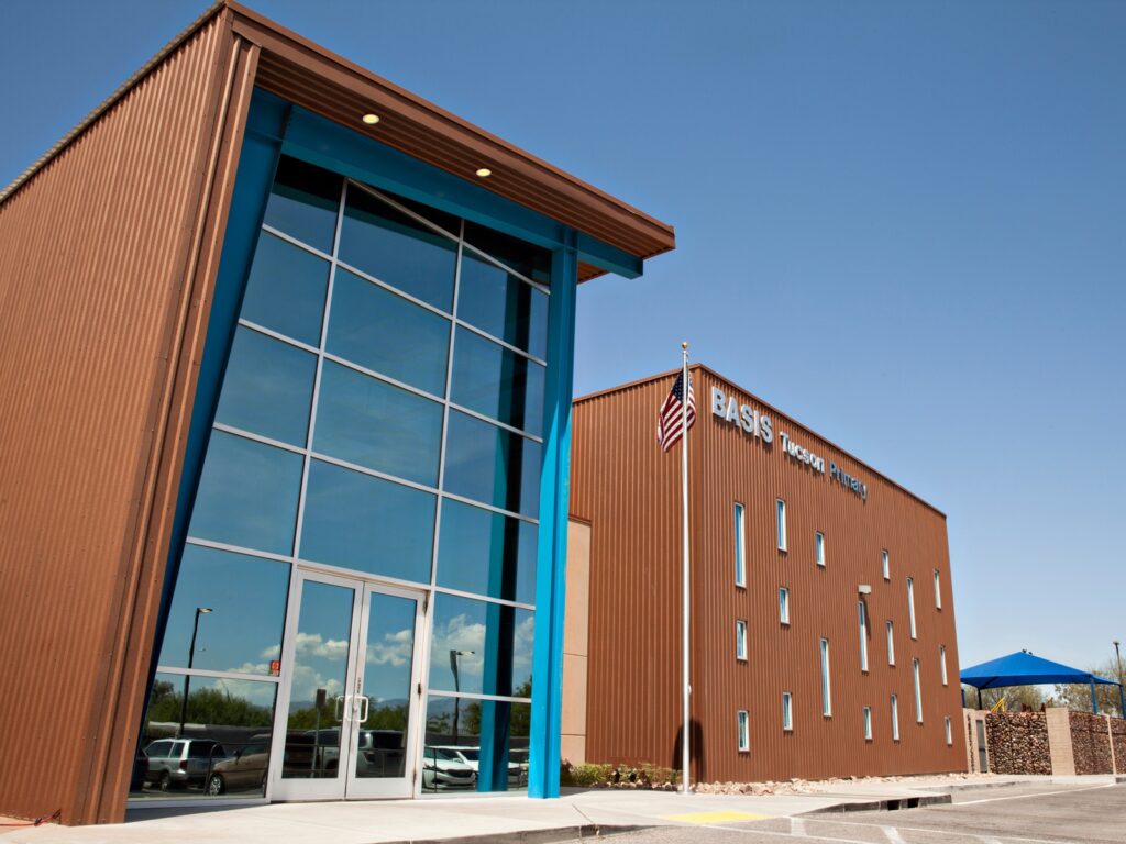 tucson-primary-building