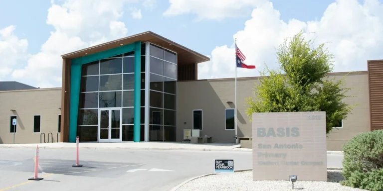 Tour BASIS San Antonio Primary Medical Center